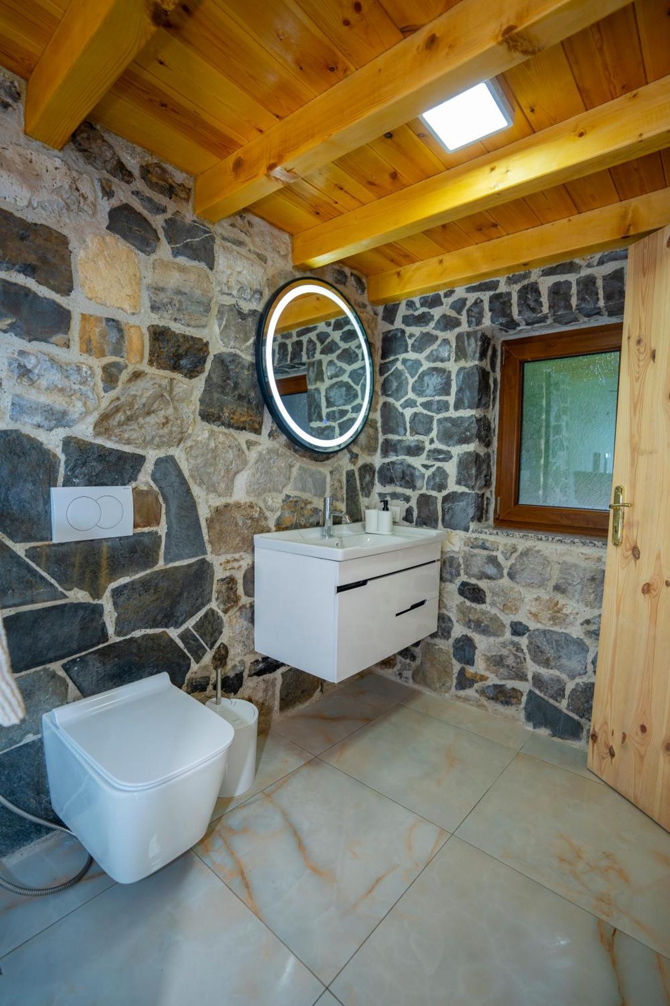 Villa PrelaТет Екстериор снимка