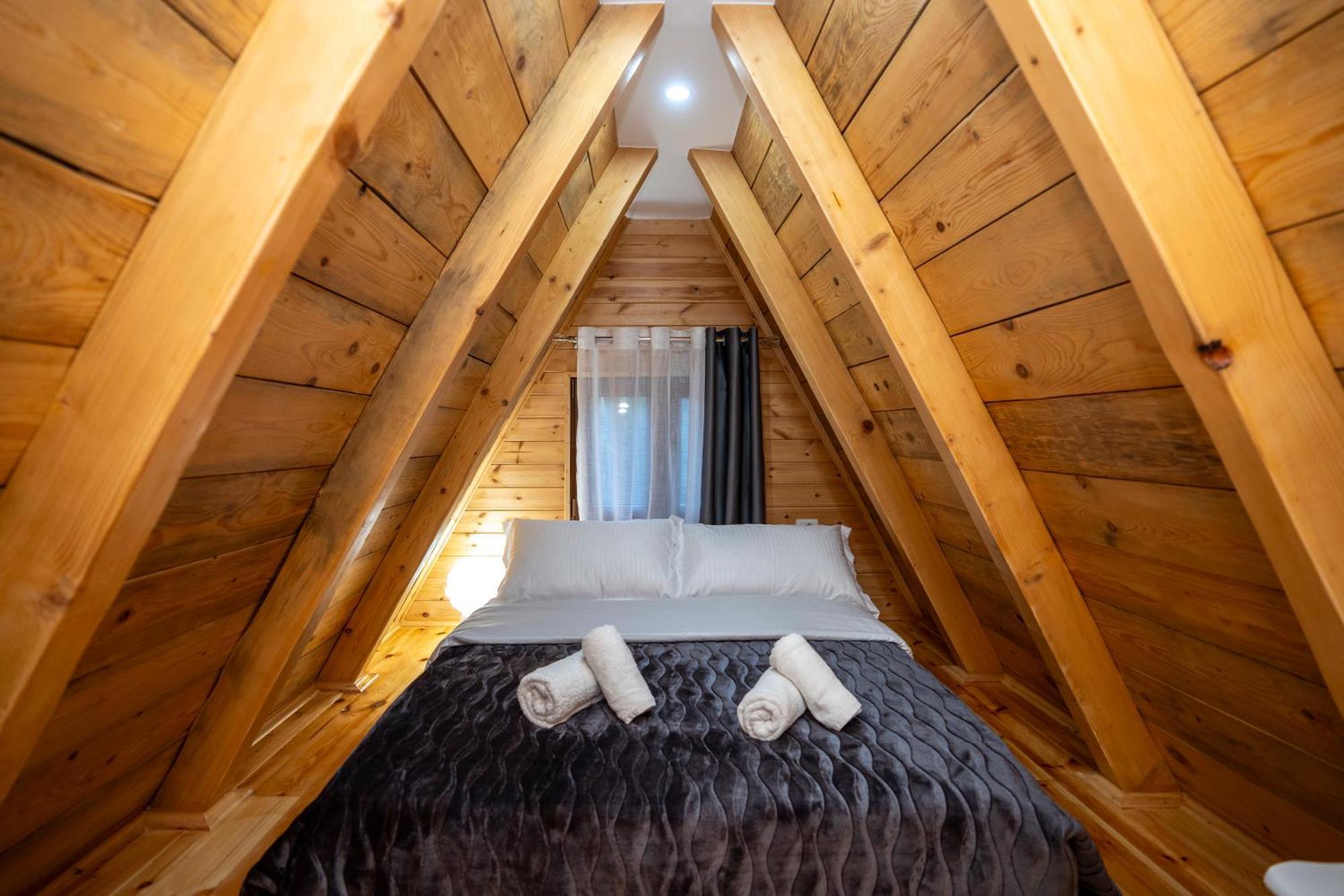 Villa PrelaТет Екстериор снимка