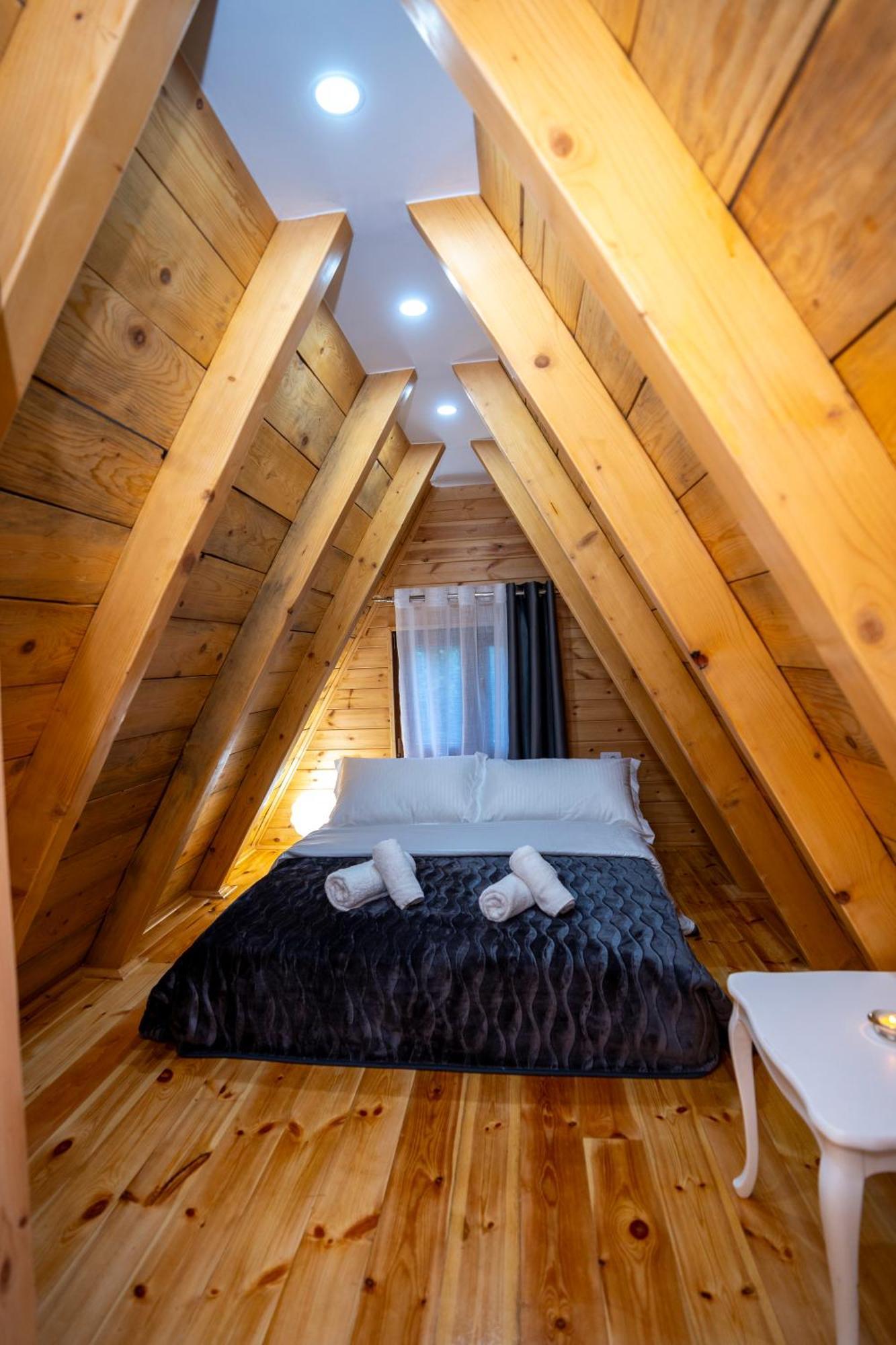 Villa PrelaТет Екстериор снимка