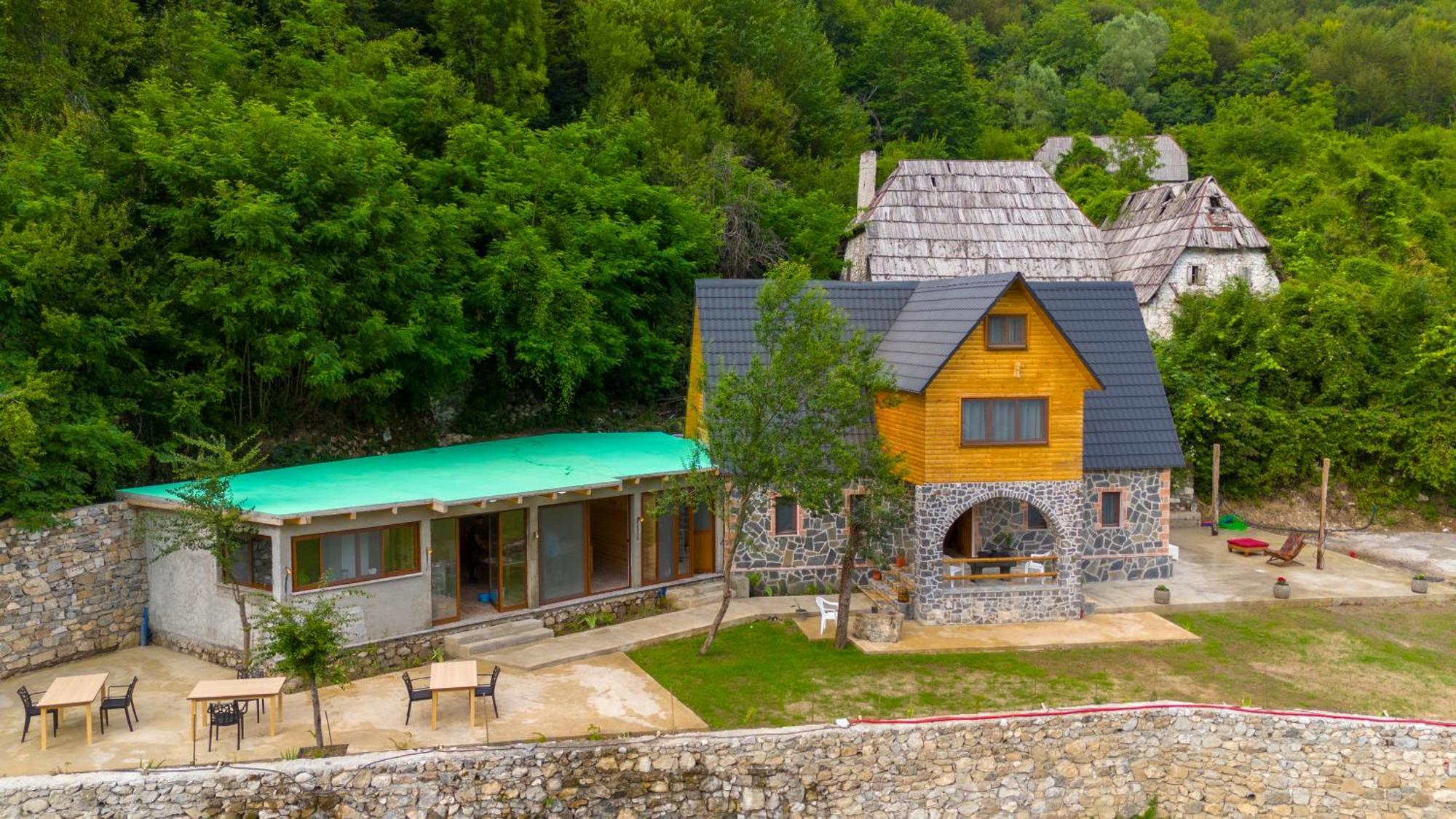 Villa PrelaТет Екстериор снимка