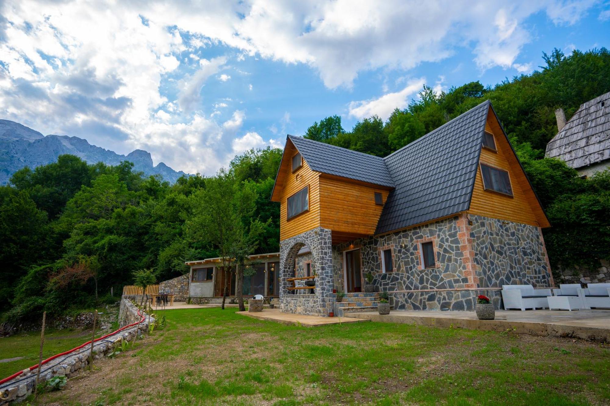 Villa PrelaТет Екстериор снимка